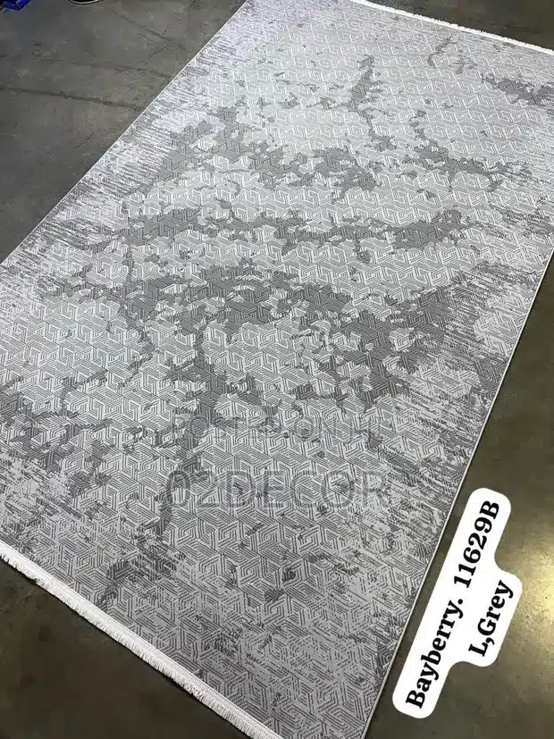 Brand New 5/7 All Turkish Rugs - Image 3