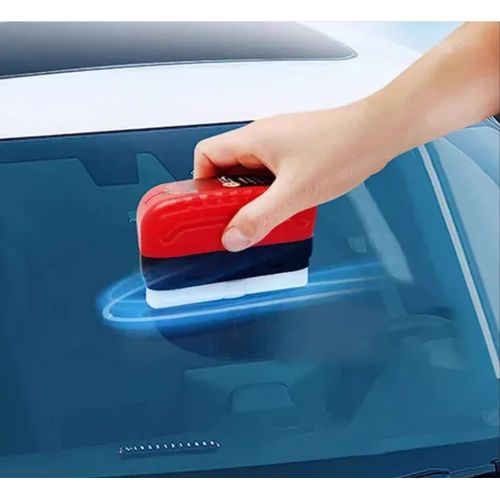 Streak-Free Glass Cleaner - Designed to eradicate oil films from car glass surfaces with a dedicated cleaning brush, leaving a crystal-clear and glossy finish for safe driving. - Image 5