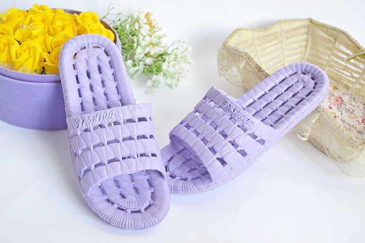 Non-Slip Unisex Slides Bathroom Footwear - Image 3