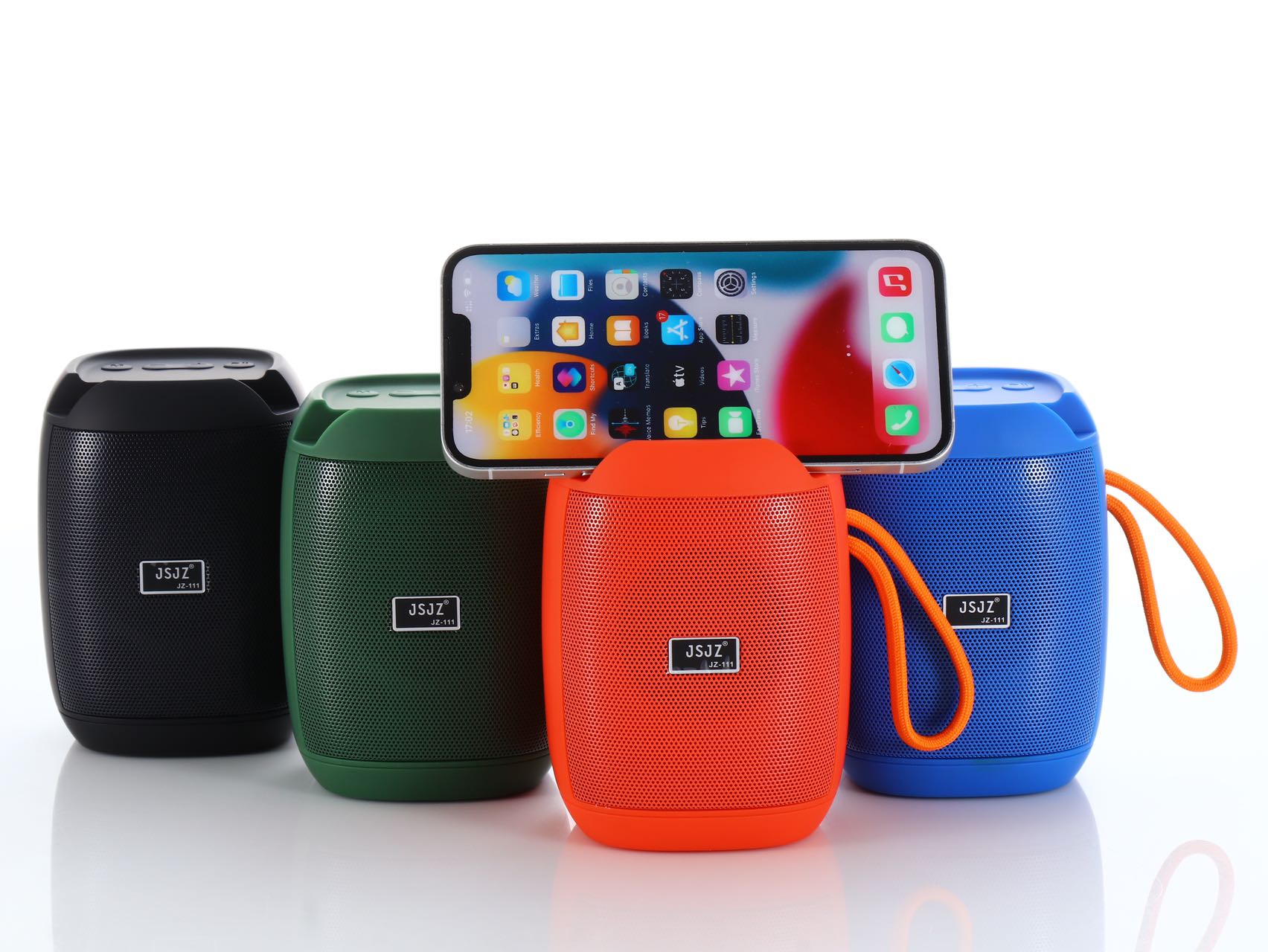 Portable Wireless Bluetooth Speaker With Radio - Image 3