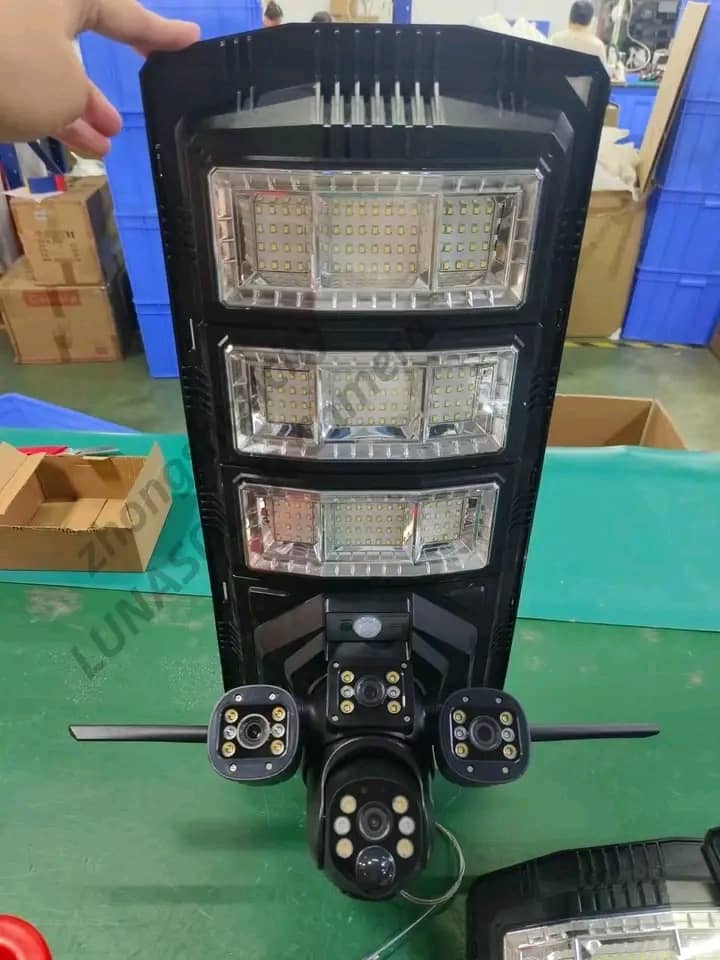 Integrated Solar Street Light with Multi-Lens PTZ Camera System - Image 2