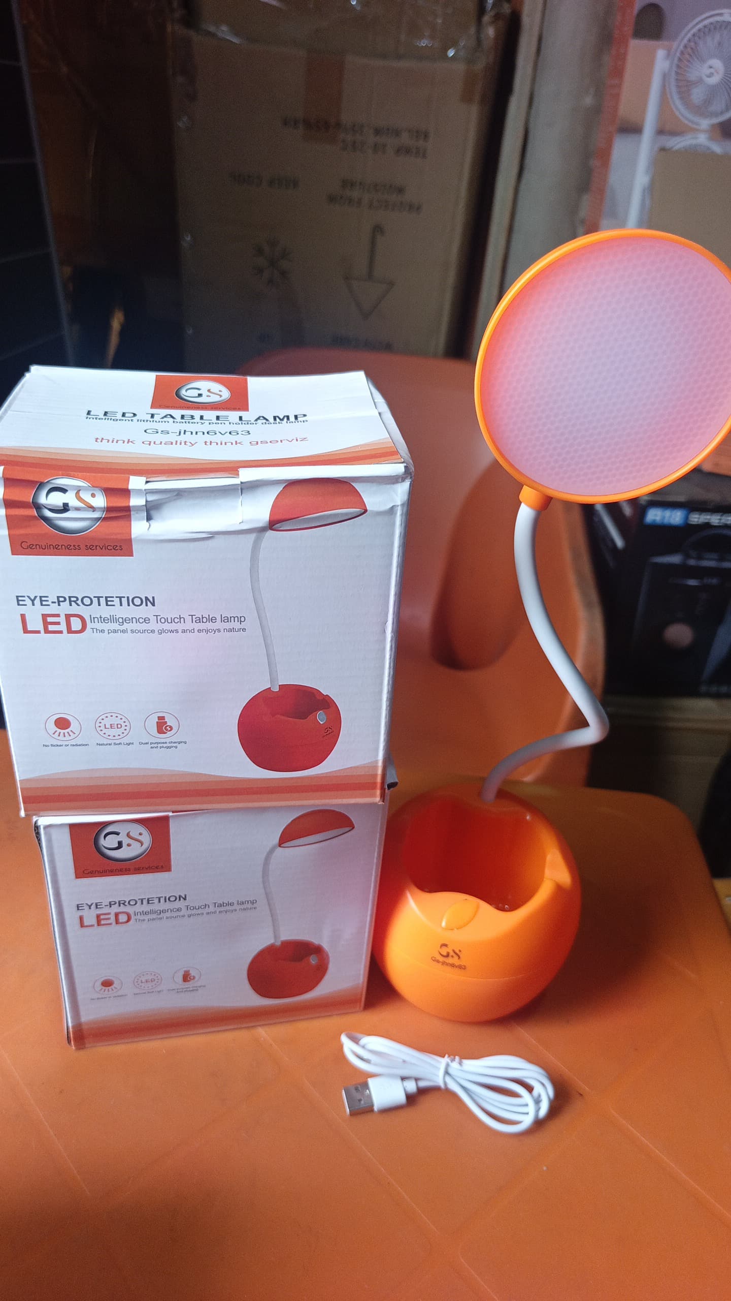GS LED Desk Lamp - Image 3