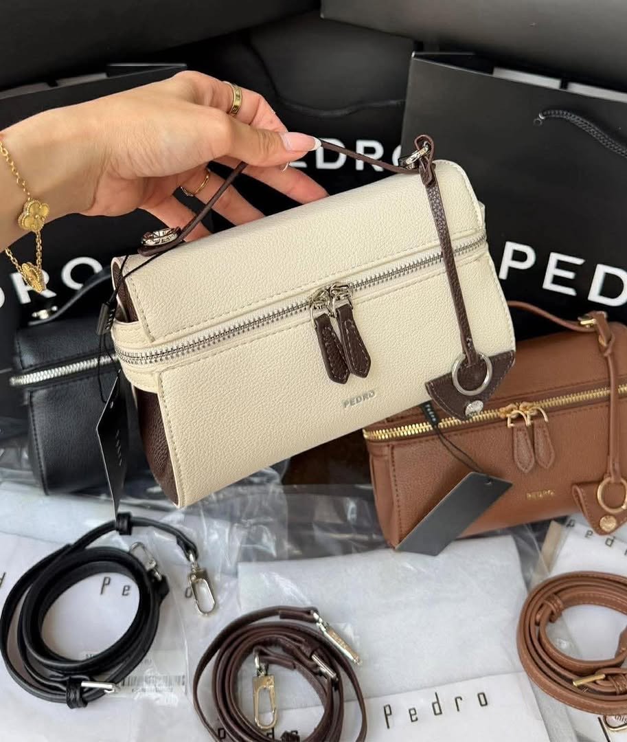 Minimalist Pebbled Leather Crossbody Bag - Image 2