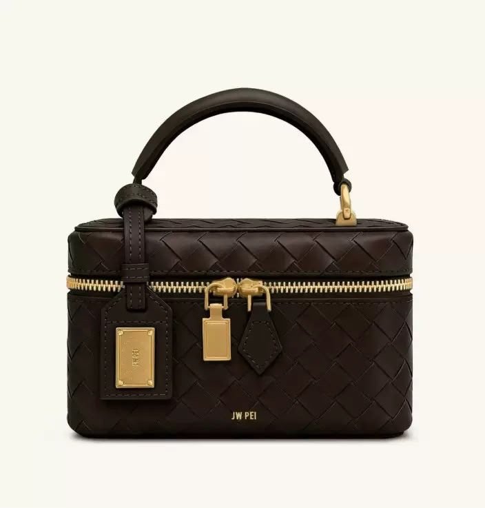 Elegant Croc-Embossed Vanity Crossbody Bag - Image 10